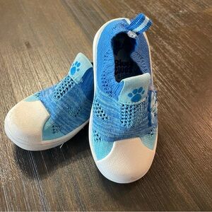Blues Clues size 7 slip on shoes